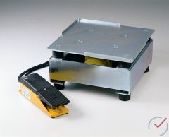 Rütteltisch 400 x 400 mm, 3000 UPM,  verzinkt Best.-Nr.: B1714